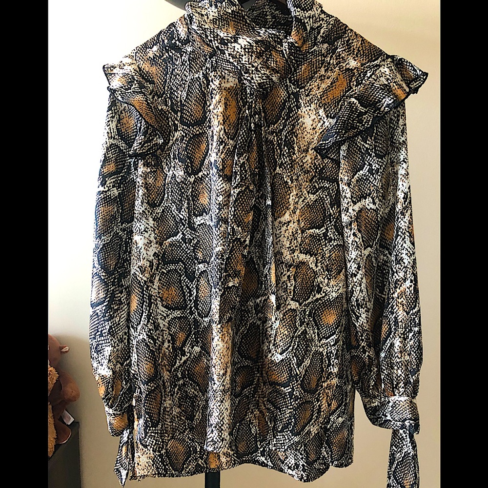 🤎💛Brand New Zara Blouse in Snakeskin Patterns🤎 - Picture 1 of 16